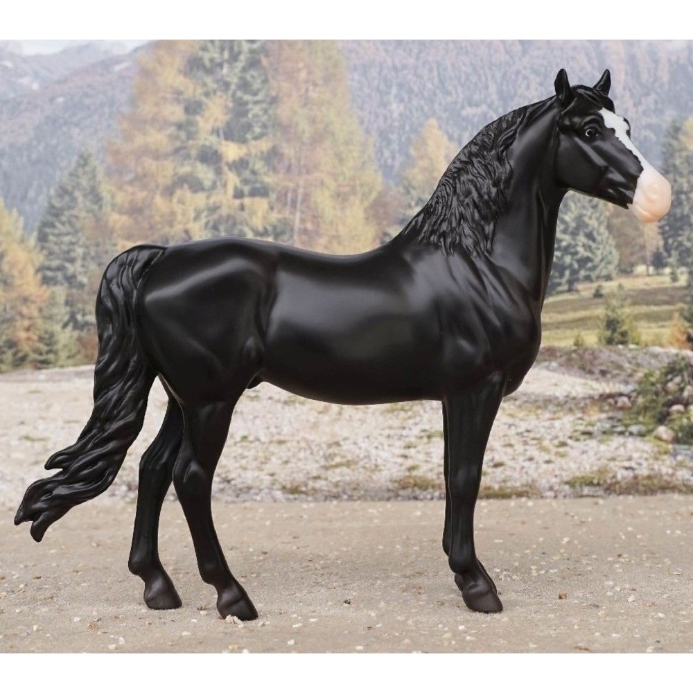 Breyer Spanish Mustang Stallion Classic/Freedom CL Fairfax Mold Black